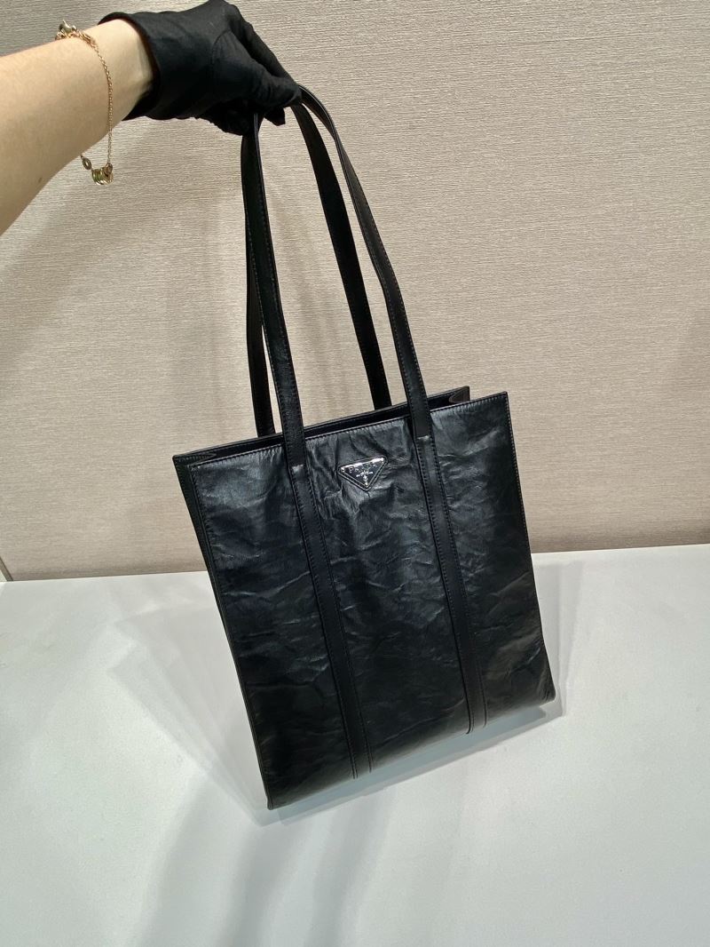 Pra*a tote bags